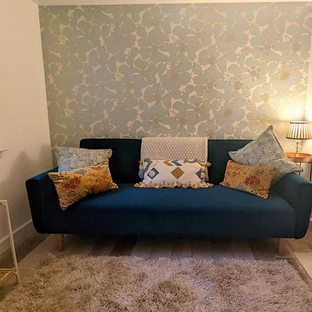 Beautiful Listed Flat With Private Garden, Birnam Lejlighed Eksteriør billede